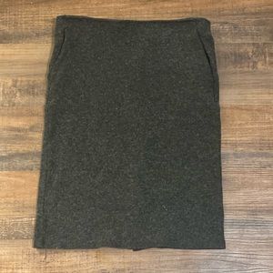 Theory Wool Pencil Skirt with Pockets!